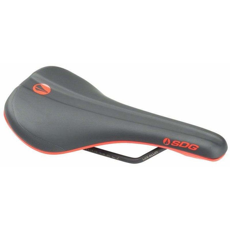 Bel-Air V3 Saddle Lux-Alloy Rails Red Red/Black